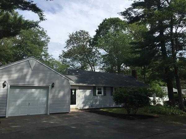 29 Edgewood Road Holbrook, MA 02343 - Photo 4 of 18
