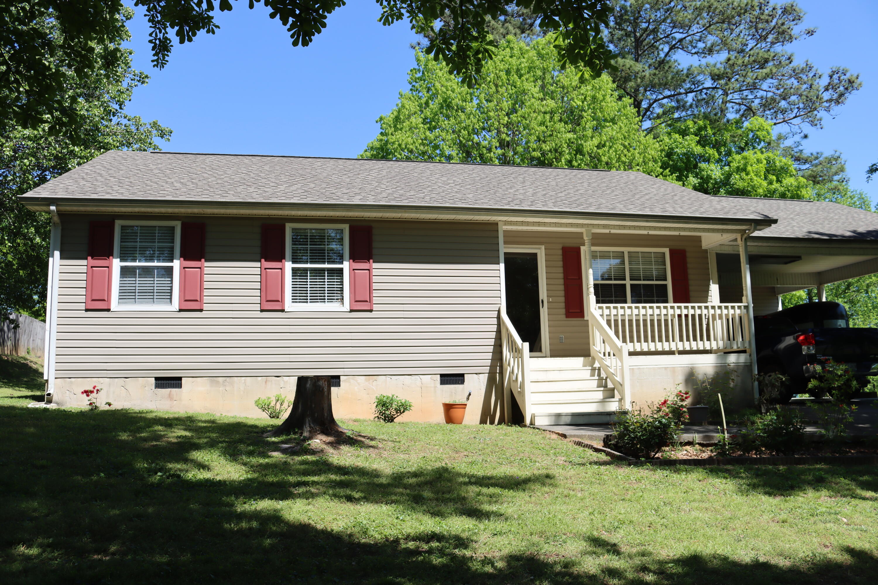 2437 South Riverbend Road Dalton, GA 30721 - Photo 1 of 14 1