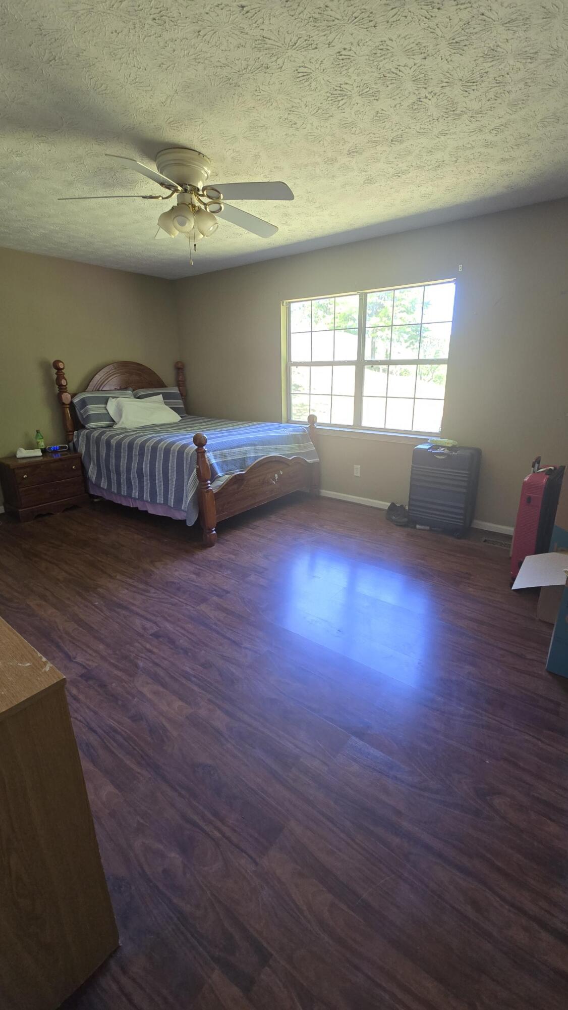 2437 South Riverbend Road Dalton, GA 30721 - Photo 7 of 14 9