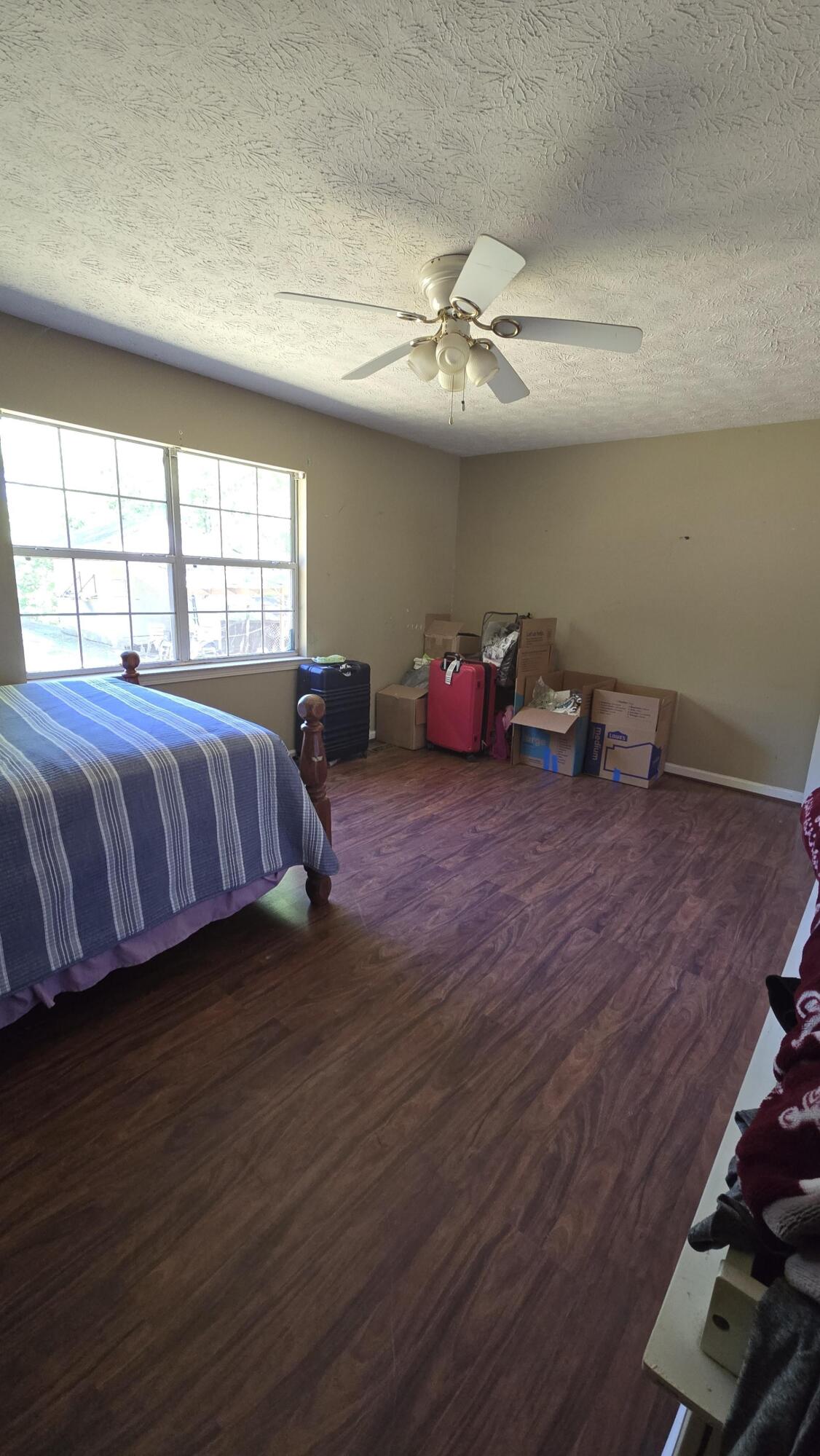 2437 South Riverbend Road Dalton, GA 30721 - Photo 8 of 14 10