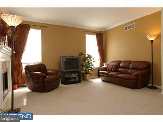 111 Hartman Road Pottstown, PA 19465 - Photo 3 of 12 Family Room