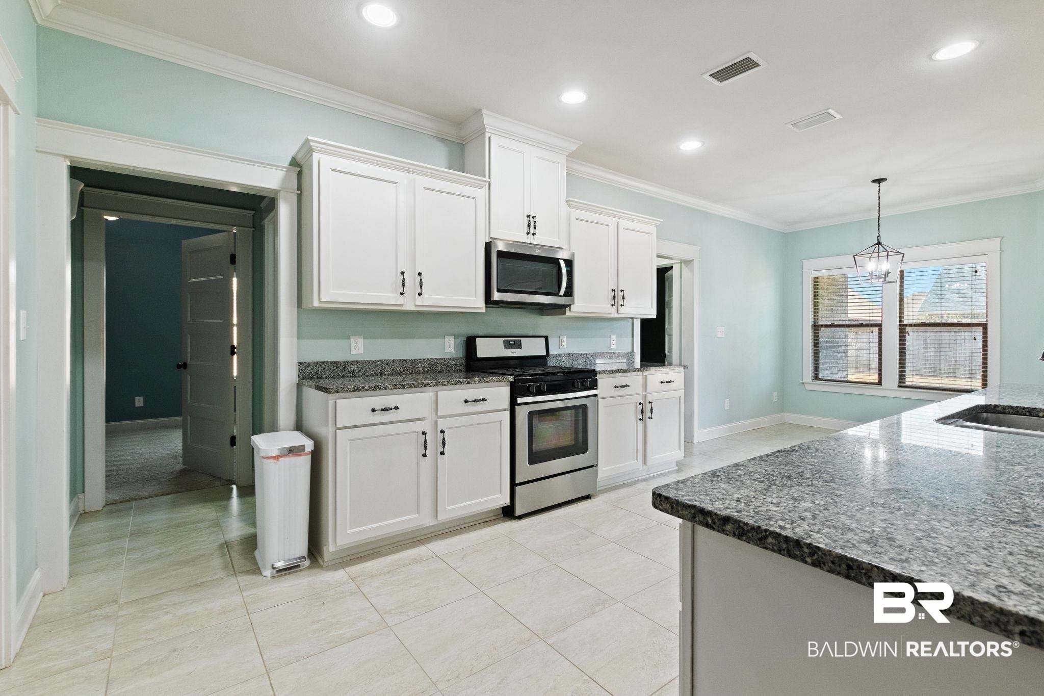7048 Rocky Rd Loop Gulf Shores, AL 36542 - Photo 11 of 48 Gallery Image 11