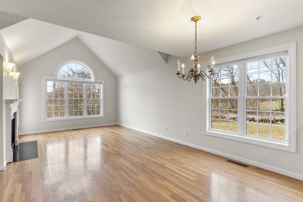 281 Rowley Bridge Road, Unit 1 Topsfield, MA 01983 - Photo 12 of 38 Gallery Image 12
