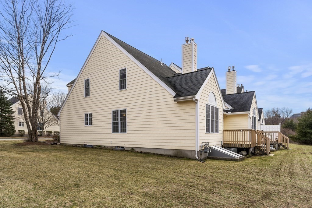 281 Rowley Bridge Road, Unit 1 Topsfield, MA 01983 - Photo 3 of 38 Gallery Image 3