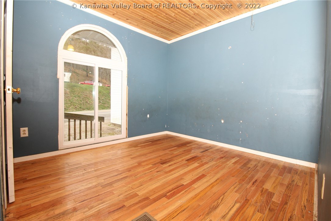 5497 Wallback Road Wallback, WV 25285 - Photo 6 of 11 Gallery Image 6
