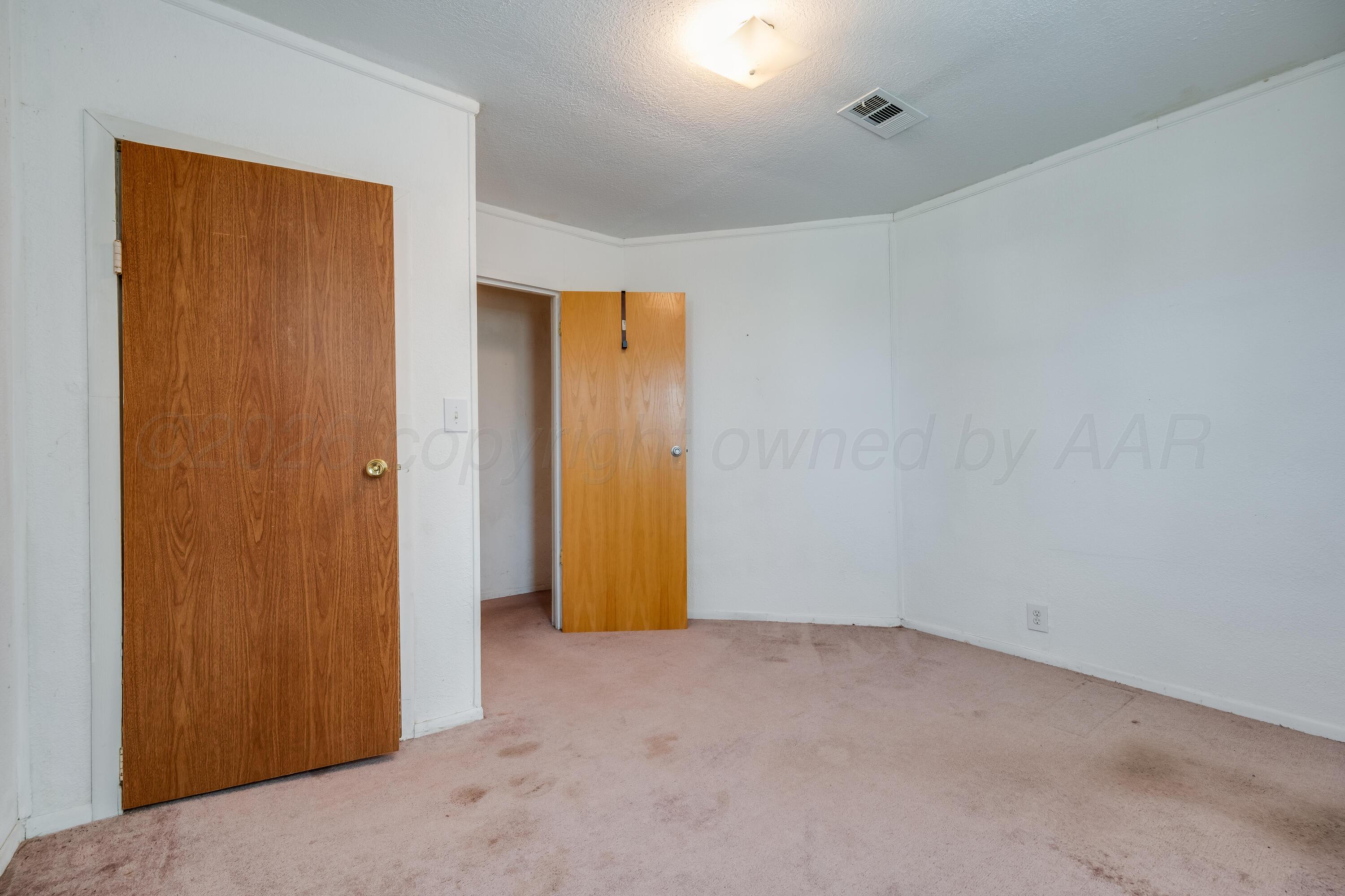 106 South Canadian Street Wheeler, TX 79096 - Photo 15 of 20 a view of an empty room