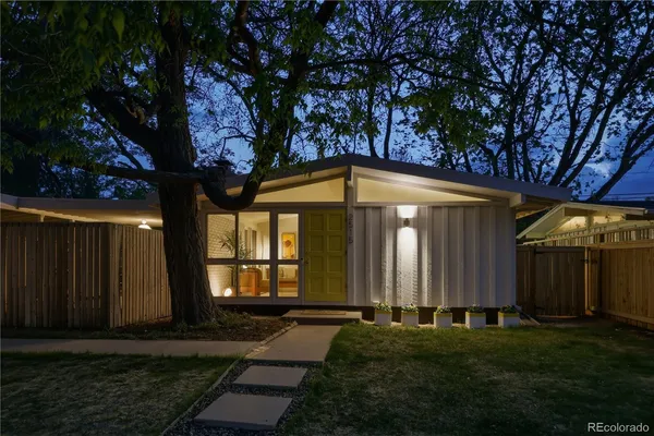 $525,000 | 2515 South Newton Street, Denver, CO 80219