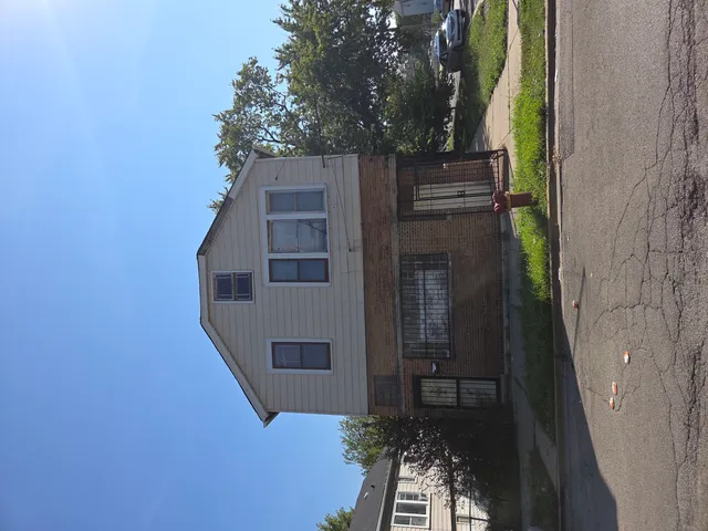 $69,900 | 8757 South Burley Avenue, Chicago, IL 60617