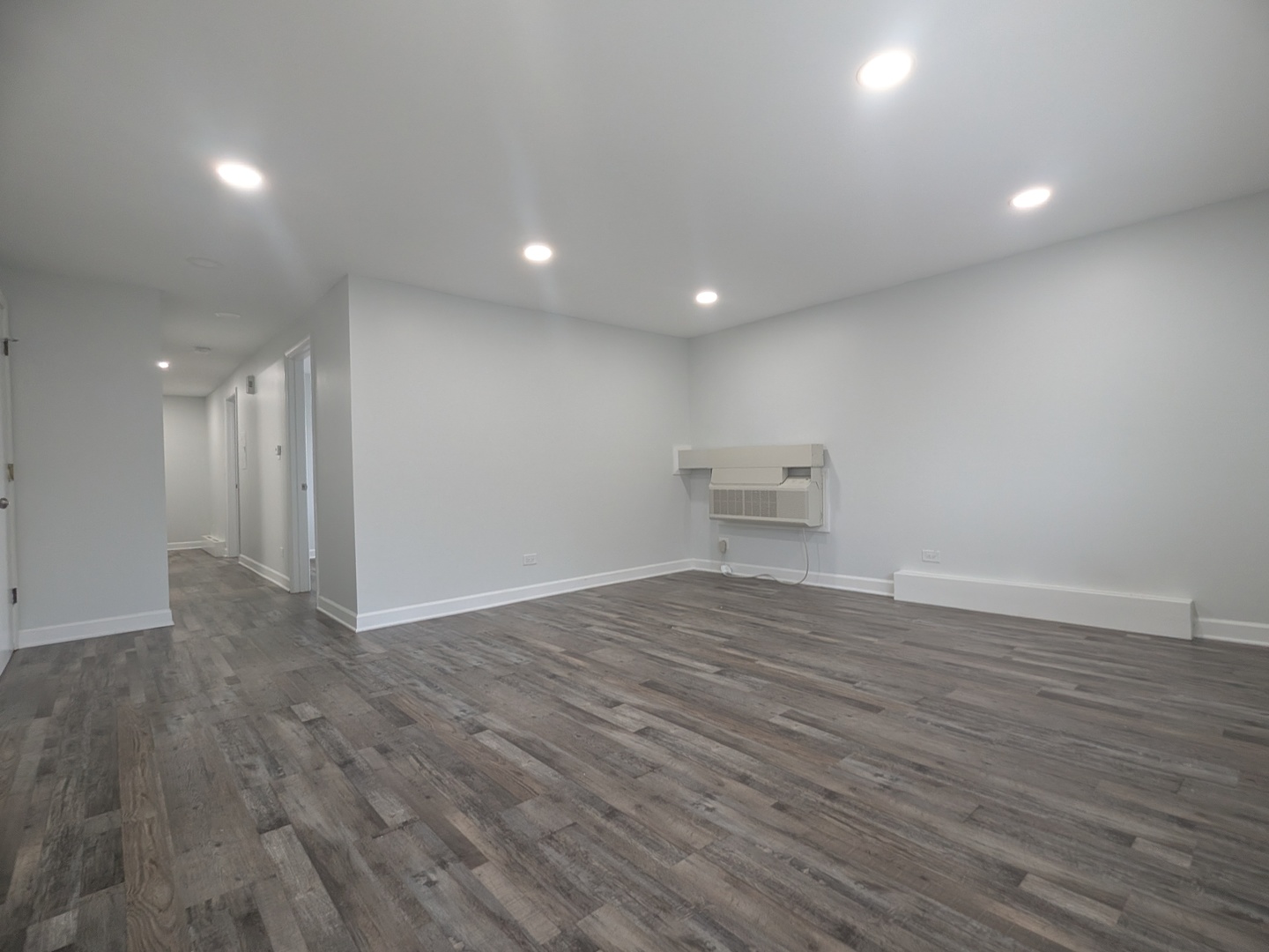 287 8th Street Wheeling, IL 60090 - Photo 15 of 26 Gallery Image 15