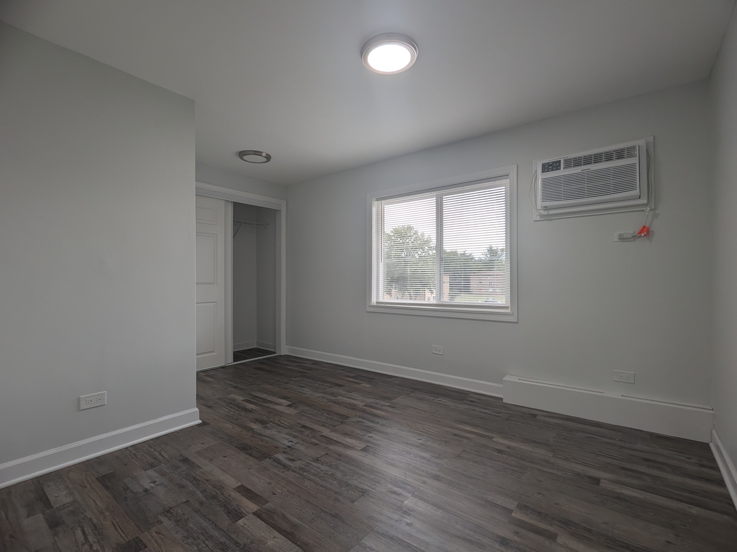 287 8th Street Wheeling, IL 60090 - Photo 18 of 26 Gallery Image 18