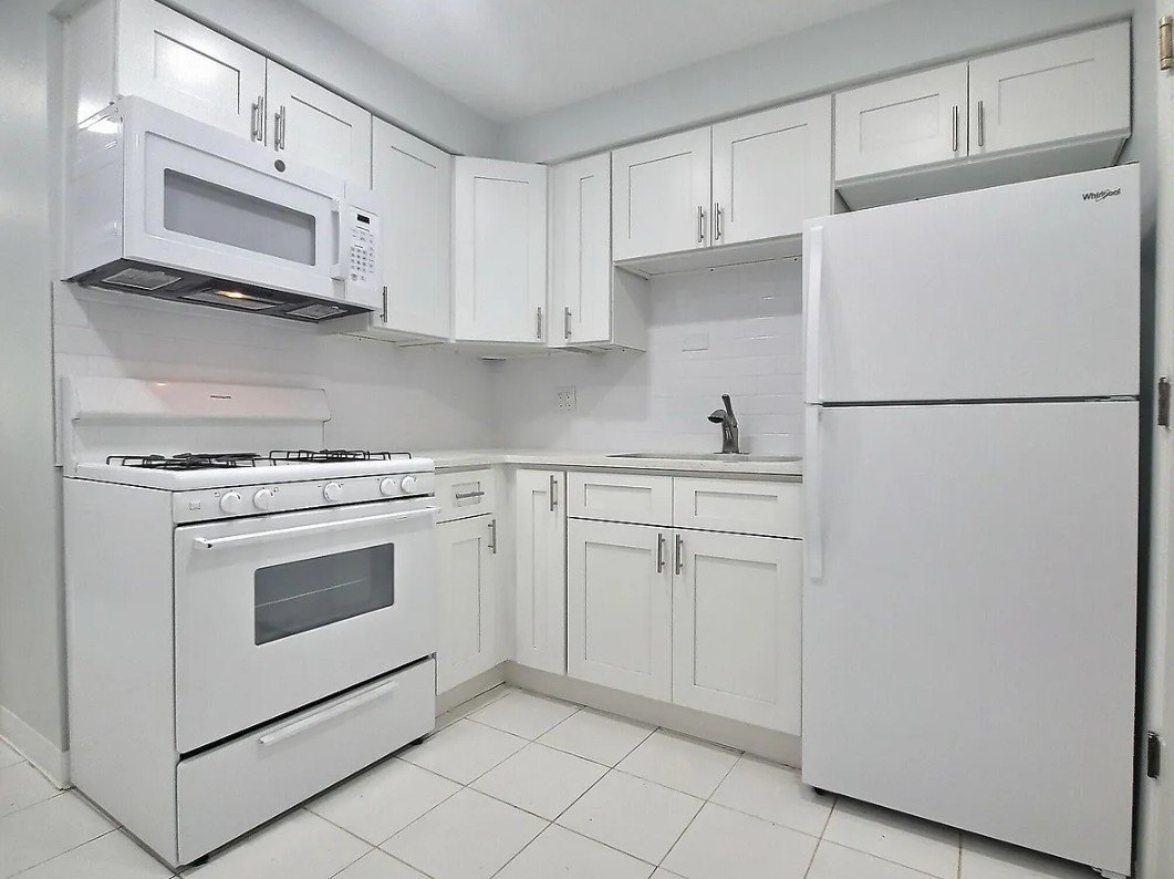 287 8th Street Wheeling, IL 60090 - Photo 19 of 26 Gallery Image 19