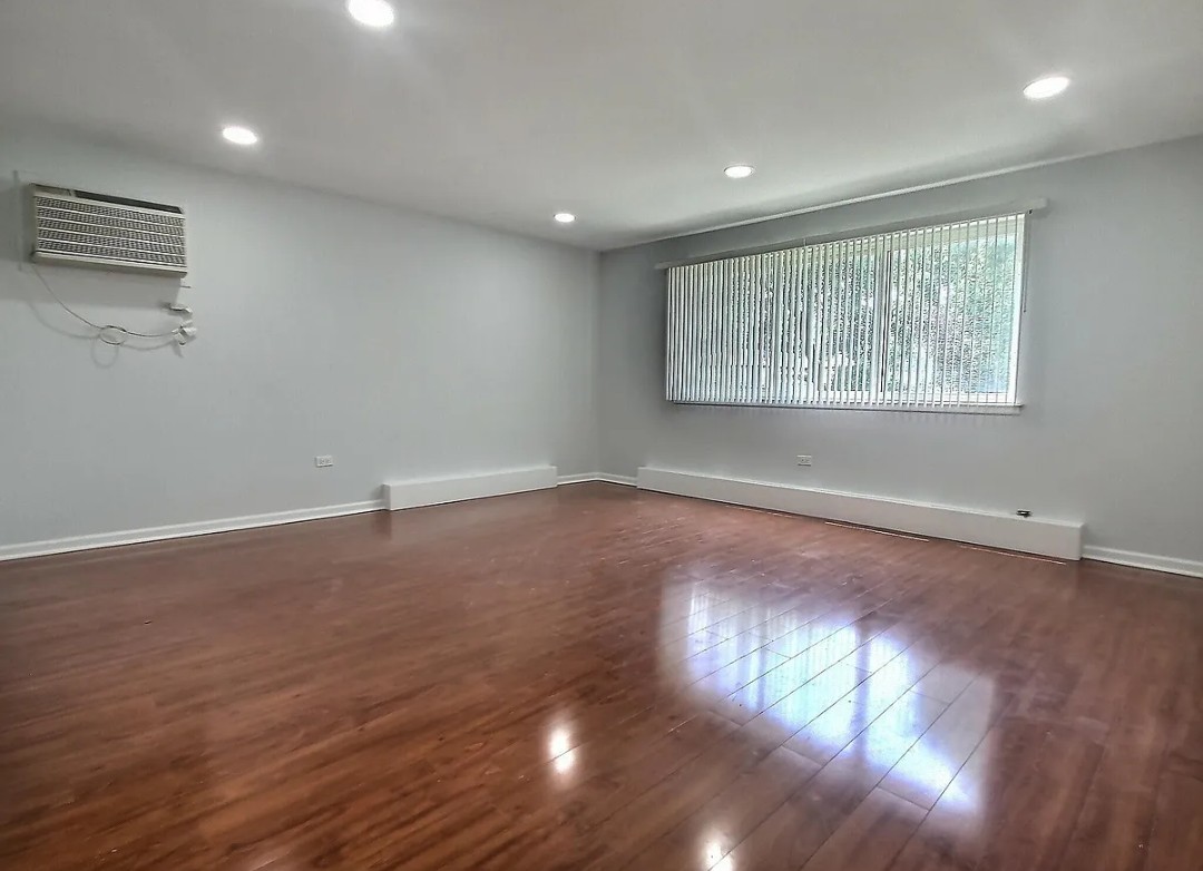 287 8th Street Wheeling, IL 60090 - Photo 21 of 26 Gallery Image 21
