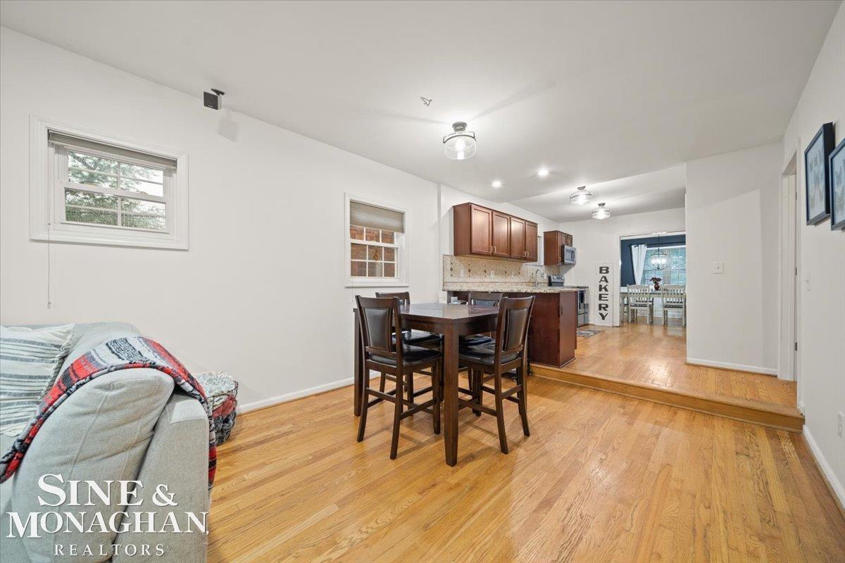 1729 Hampton Road Grosse Pointe, MI 48236 - Photo 15 of 38 50144805-c412c5da-dbaa-45b9-9f9b-49de65528861.JPG