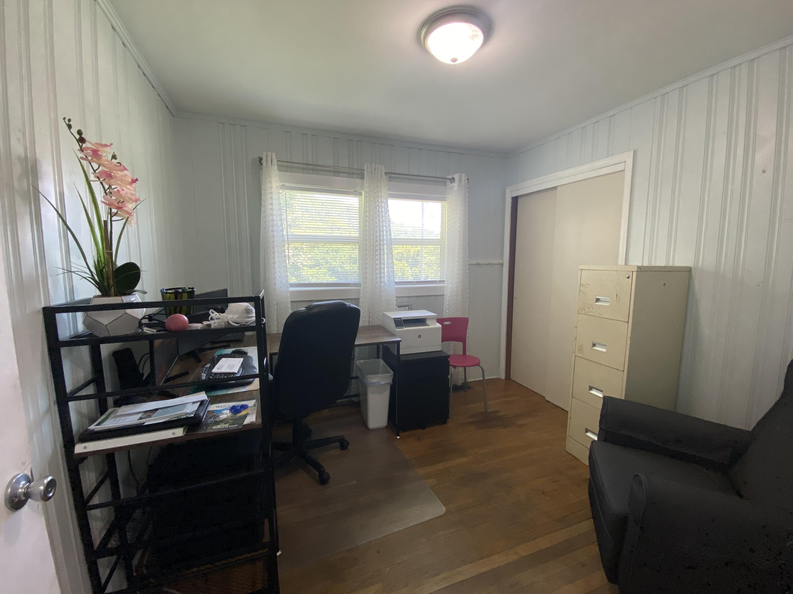 1701 Siam Road Elizabethton, TN 37643 - Photo 14 of 23 14 - Bedroom 1 of 3