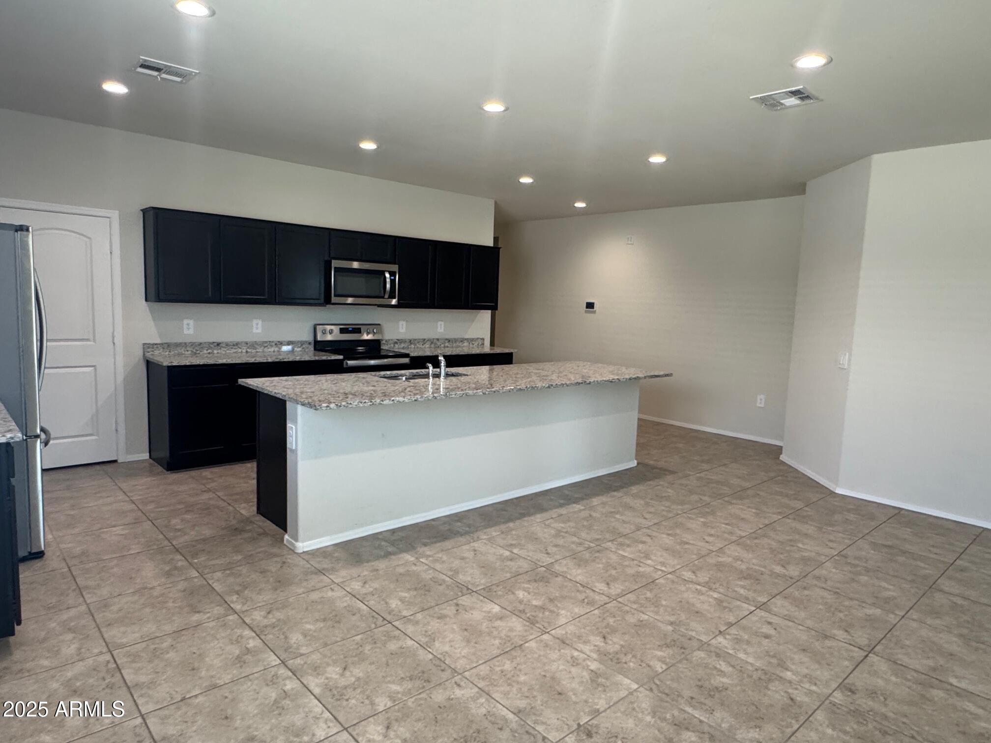 36091 Seville Drive Maricopa, AZ 85138 - Photo 8 of 14 IMG_9877