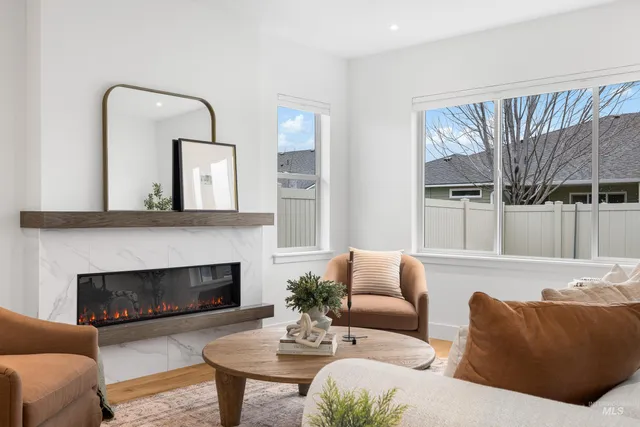 $565,000 | 3071 North Lapis Avenue, Meridian, ID 83646