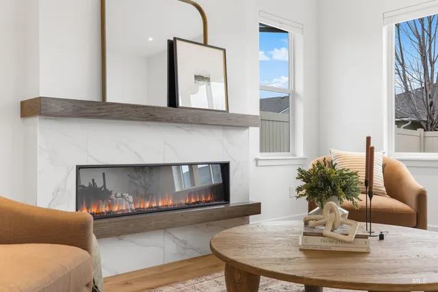 $565,000 | 3071 North Lapis Avenue, Meridian, ID 83646