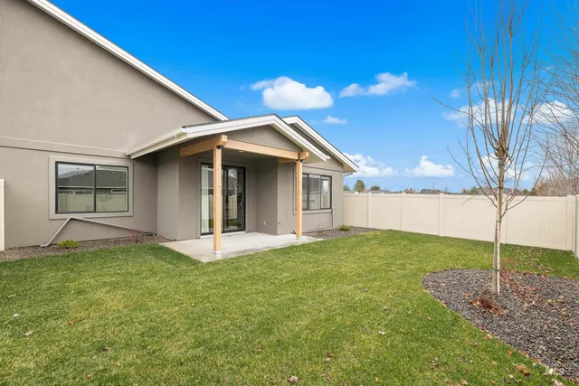 $565,000 | 3071 North Lapis Avenue, Meridian, ID 83646