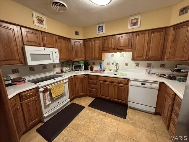 $1,250,000 | 5300 Scanlon Drive, De Soto, MO 63020