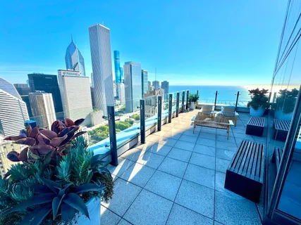 $1,698,000 | 60 East Monroe Street, Unit 5601, Chicago, IL 60603