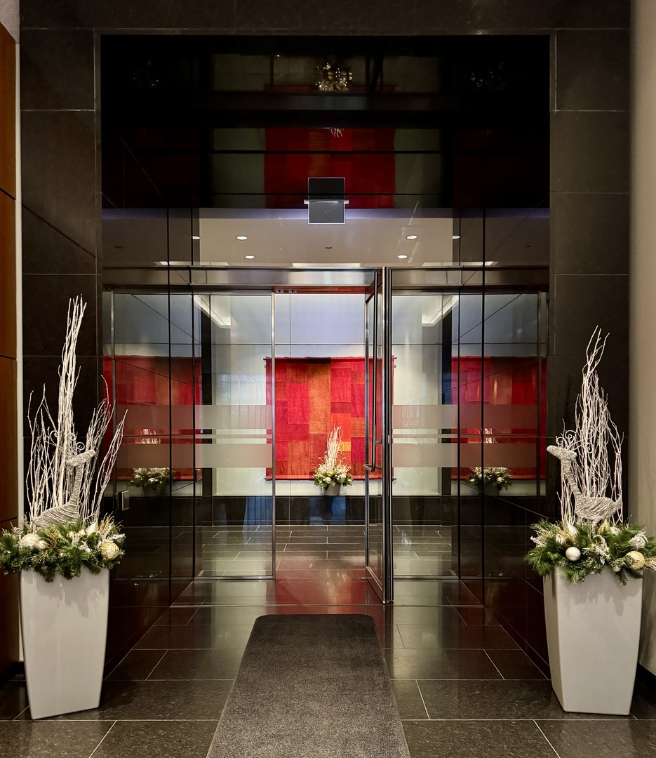 60 East Monroe Street, Unit 5601 Chicago, IL 60603 - Photo 44 of 48