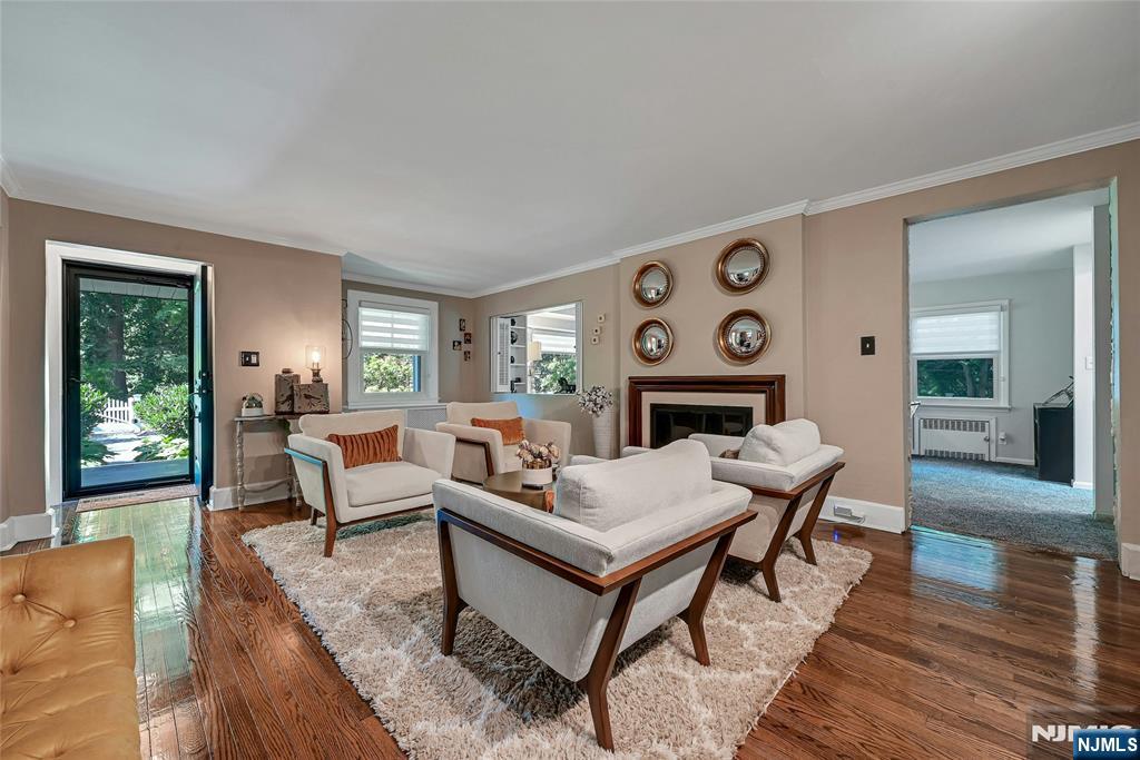 730 River Road Teaneck, NJ 07666 - Photo 2 of 39