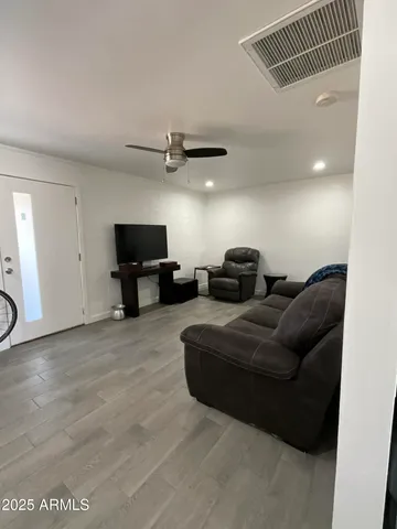 $1,300,000 | 3232 North 66th Street, Scottsdale, AZ 85251