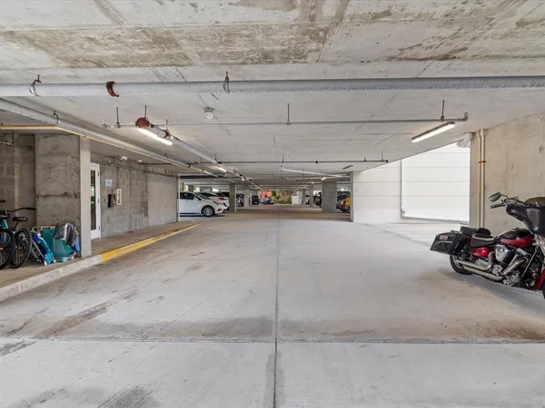 $599,000 | 13101 Gulf Boulevard, Unit 1304, Madeira Beach, FL 33708