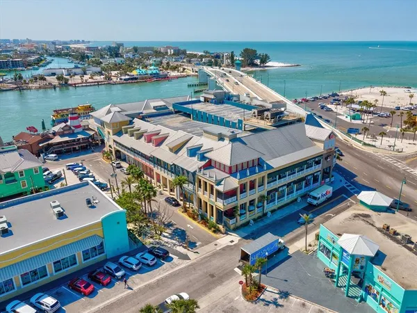 $599,000 | 13101 Gulf Boulevard, Unit 1304, Madeira Beach, FL 33708