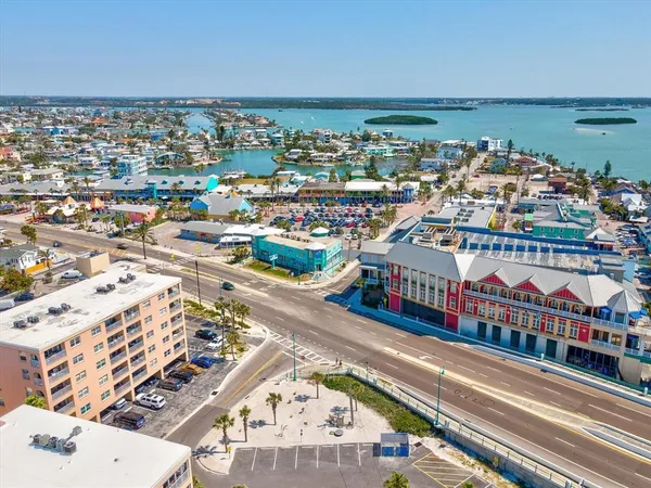 $599,000 | 13101 Gulf Boulevard, Unit 1304, Madeira Beach, FL 33708
