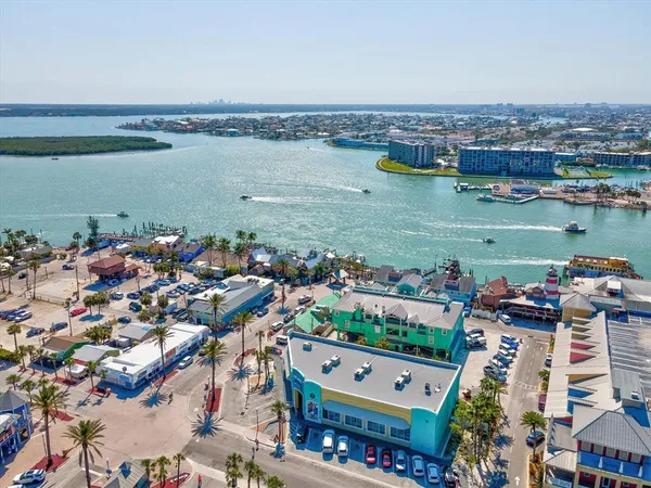 $599,000 | 13101 Gulf Boulevard, Unit 1304, Madeira Beach, FL 33708