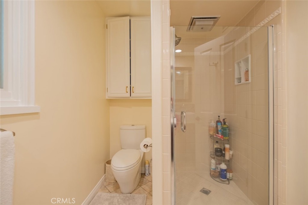 1435 Valane Drive Glendale, CA 91208 - Photo 29 of 45