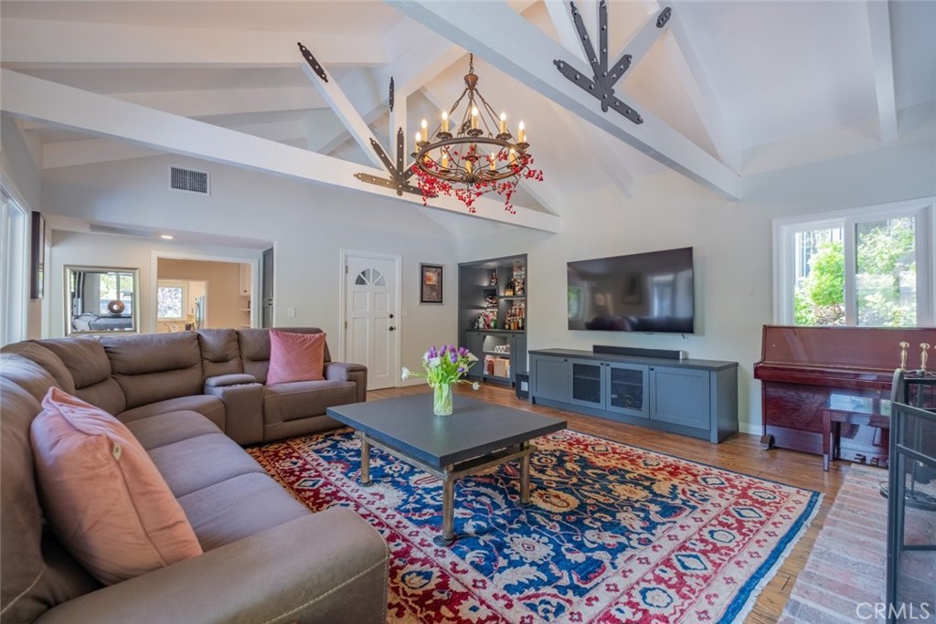 1435 Valane Drive Glendale, CA 91208 - Photo 41 of 45