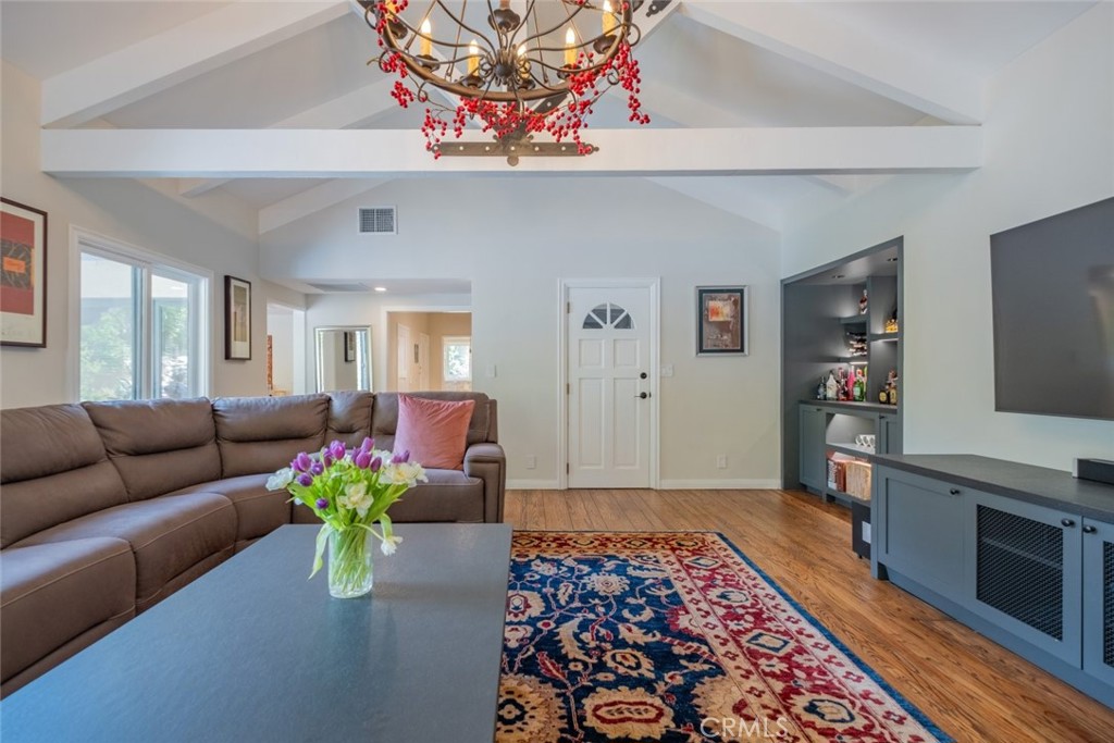 1435 Valane Drive Glendale, CA 91208 - Photo 42 of 45