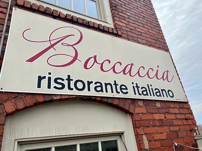 1413 Stockyard Place Chattanooga, TN 37408 - Photo 30 of 50 Boccaccia Italian Restaurant