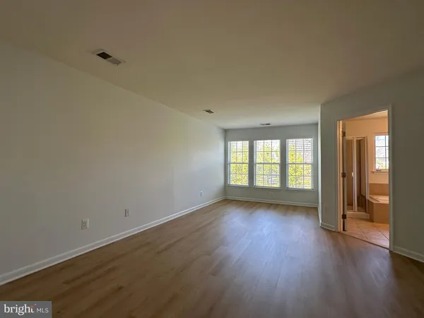 $3,100 | 25274 Gothic Square, Chantilly, VA 20152