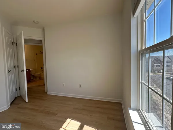 $3,100 | 25274 Gothic Square, Chantilly, VA 20152