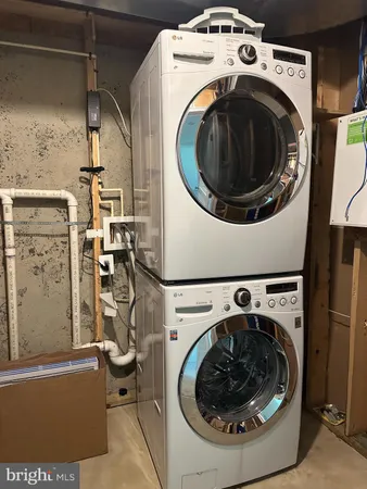 $3,100 | 25274 Gothic Square, Chantilly, VA 20152