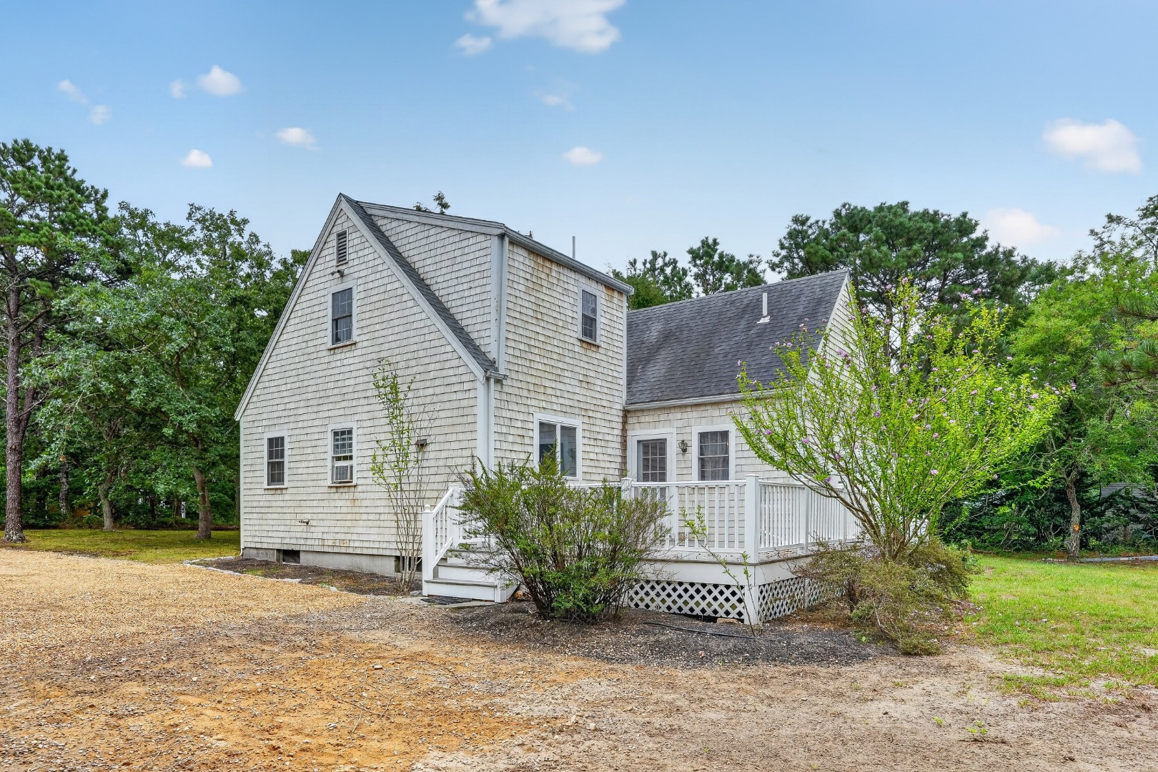 9 Marthas Road Edgartown, MA 02539 - Photo 16 of 22 Gallery Image 16