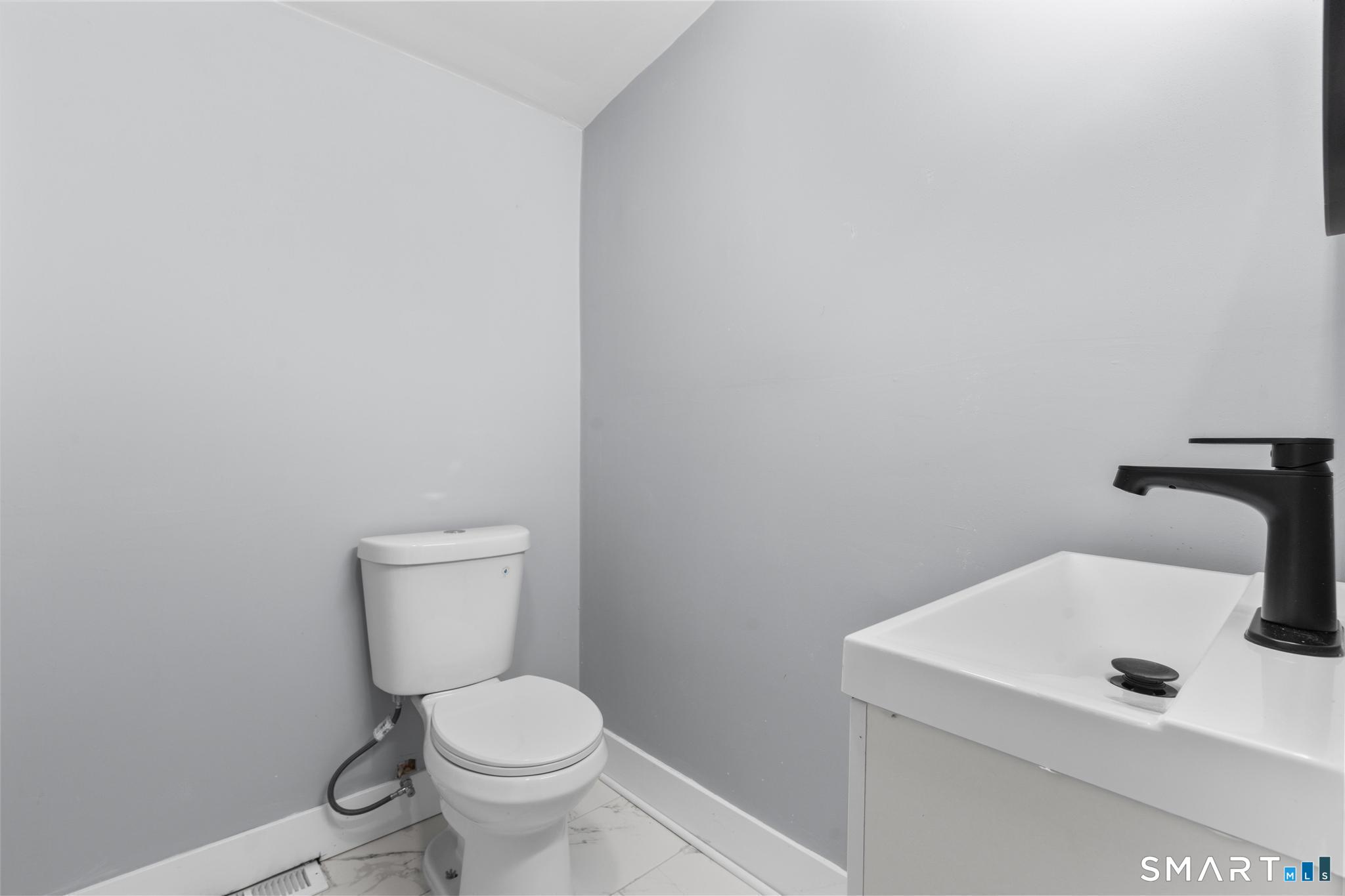 302 Exchange Street, Unit 2 New Haven, CT 06513 - Photo 23 of 28