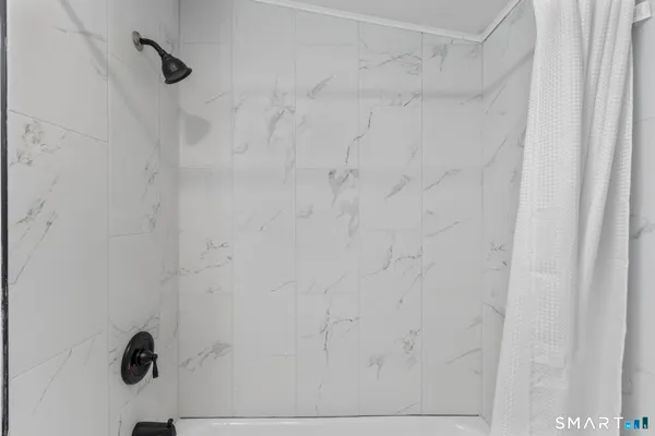 $2,600 | 302 Exchange Street, Unit 2, New Haven, CT 06513