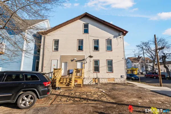 $2,600 | 302 Exchange Street, Unit 2, New Haven, CT 06513