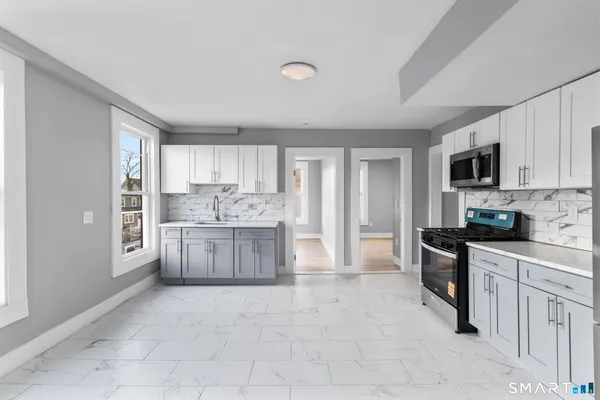 $2,600 | 302 Exchange Street, Unit 2, New Haven, CT 06513