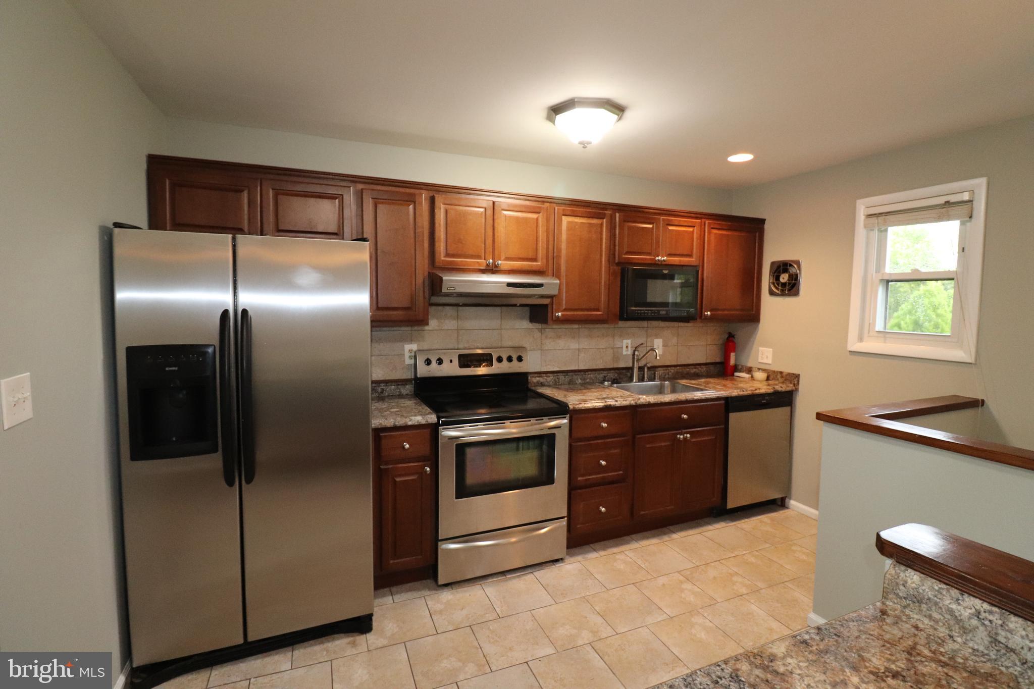 3155 Jeffland Road Baltimore, MD 21244 - Photo 18 of 50