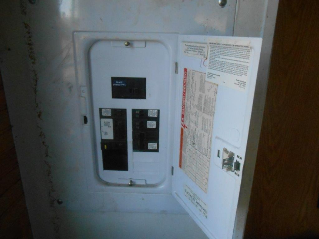 22701 North County Line Road Newaygo, MI 49337 - Photo 17 of 20 elec lg