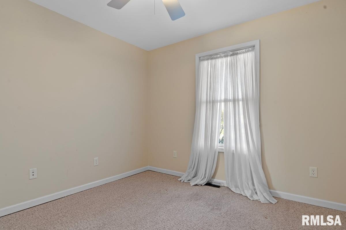 1224 North Poole Avenue Springfield, IL 62702 - Photo 20 of 30 Gallery Image 20