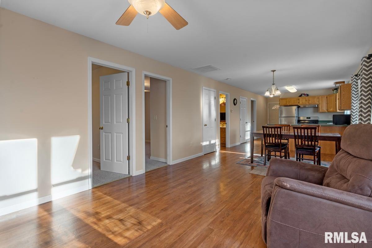 1224 North Poole Avenue Springfield, IL 62702 - Photo 4 of 30 Gallery Image 4