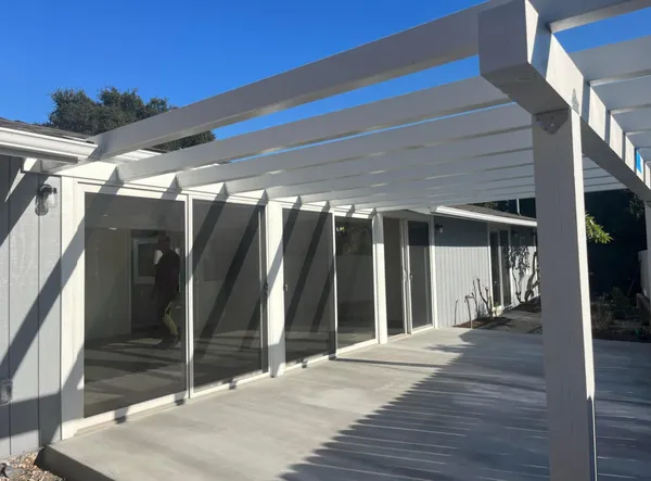 $6,000 | 832 Grove Lane, Santa Barbara, CA 93105