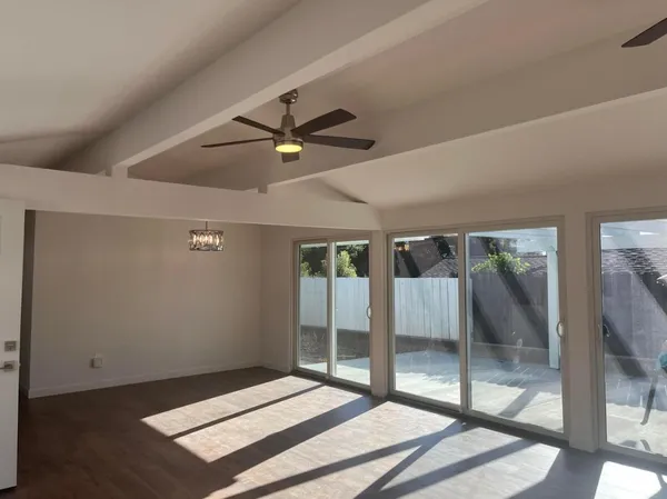 $6,000 | 832 Grove Lane, Santa Barbara, CA 93105