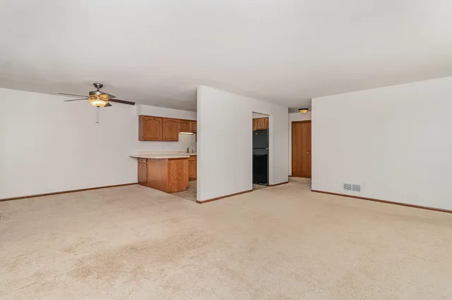 $200,000 | 7944 Charles Way, Inver Grove Heights, MN 55076